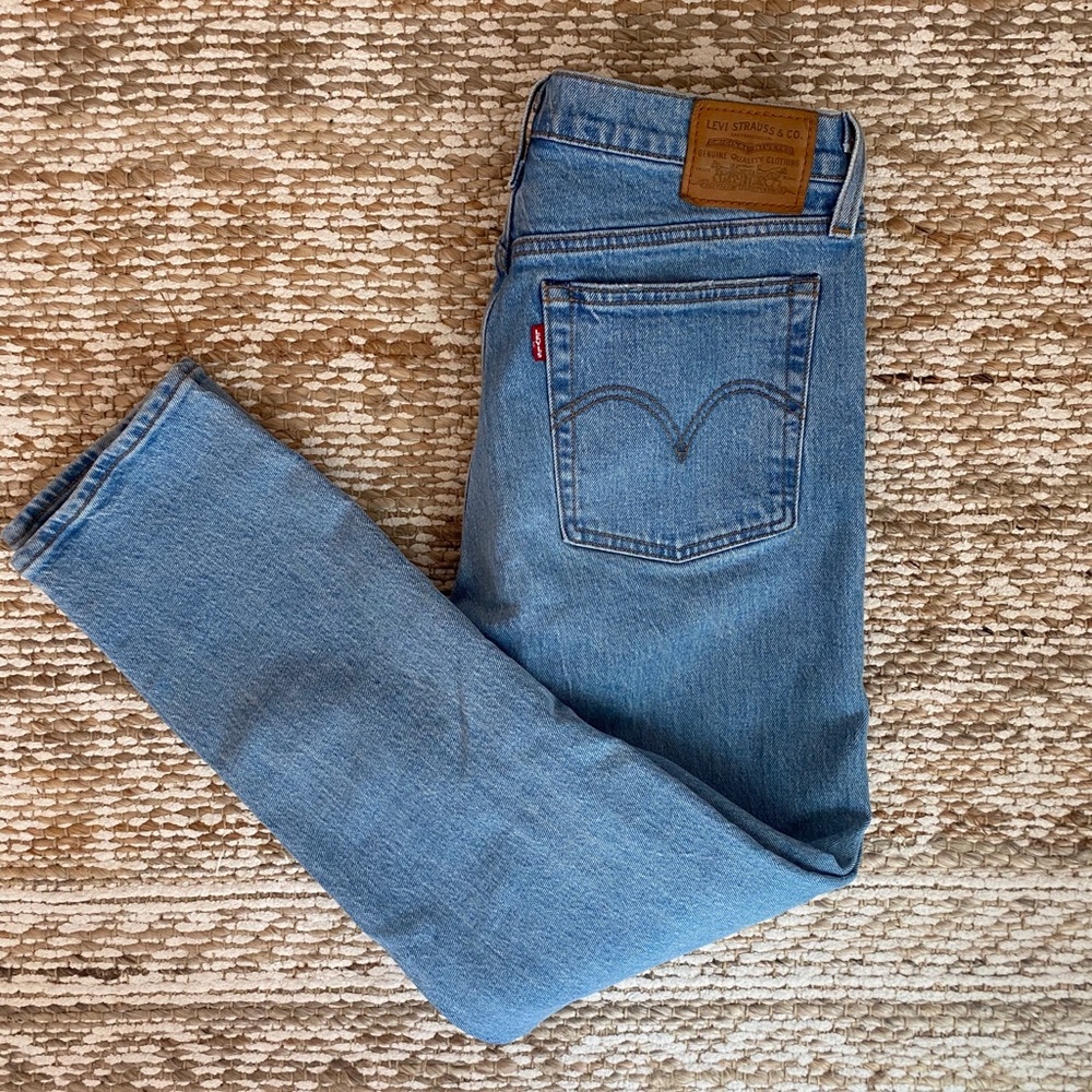 Levi’s Wedgie Icon Jean